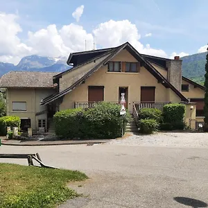 Hotel Les Châtaigniers L'héritage, Saint-Jorioz